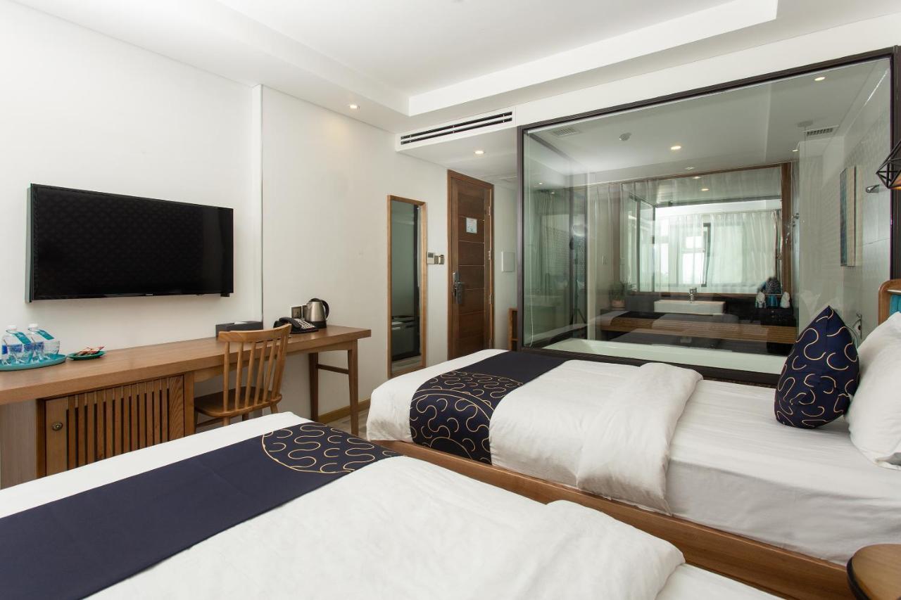 Capital O 781 Brilliant Majestic Hotel Дананг Экстерьер фото